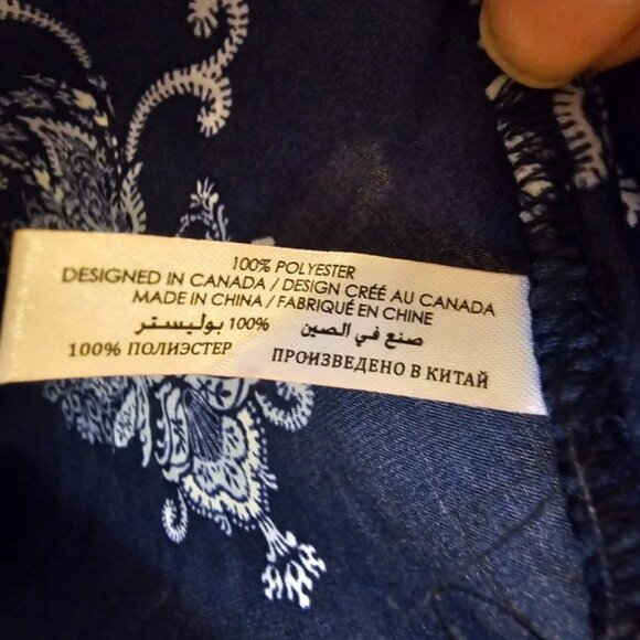 Blue and White La Vie En Rose Women's Paisley Print Lace Nightgown - Picture 8 of 9